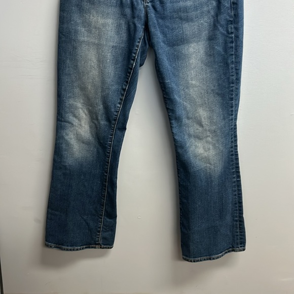 Gap curvy profile, size 30 bit of a flare leg denim jeans - Picture 3 of 6